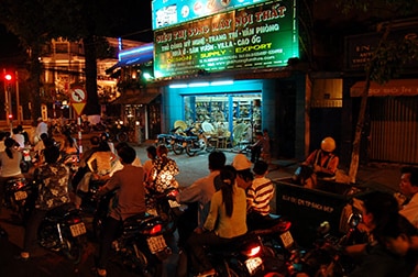 バイク社会のベトナム イメージ