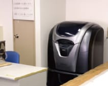 オフィスに設置されたキーエンスの3Dプリンタ