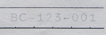 低コントラストな「BC-123-001」の印字もそのまま読み取れる