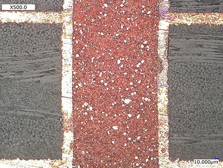 基板断面の変色箇所観察（×500）